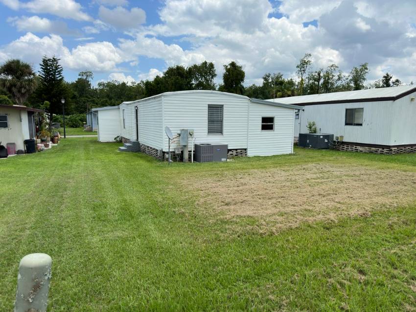 118 Hideaway Lane a Winter Haven, FL Mobile or Manufactured Home for Sale